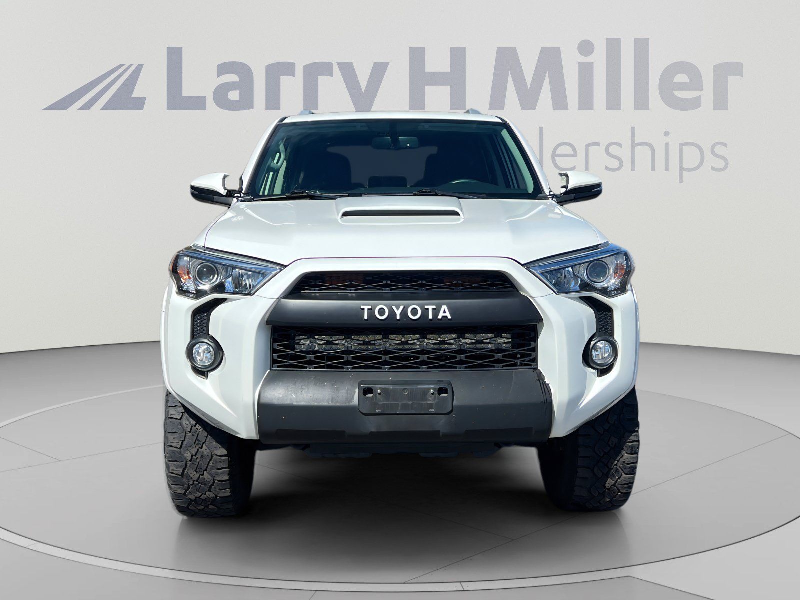Used 2018 Toyota 4Runner SR5 Premium AWD/4WD image 8