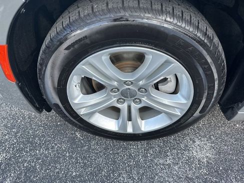 Used 2023 Dodge Charger SXT image 47