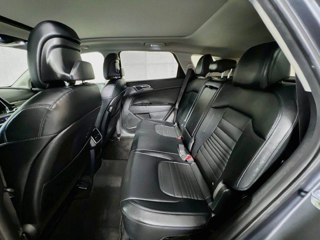 Certified 2023 Kia Sportage SX Prestige AWD/4WD image 27