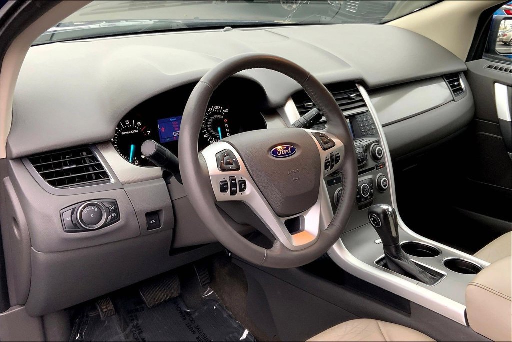 Used 2013 Ford Edge SEL AWD/4WD image 19