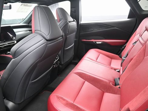 Used 2023 Lexus RX 500h F Sport image 31