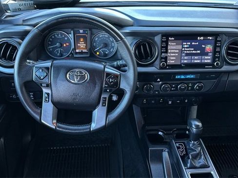 Used 2021 Toyota Tacoma TRD Sport image 15