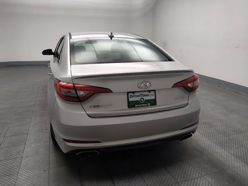 Used 2017 Hyundai Sonata Limited w/ Tech Package 03 FWD image 6