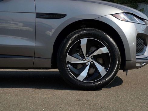 Used 2024 Jaguar F-PACE R-Dynamic S image 9