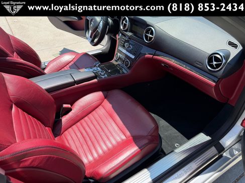 Used 2014 Mercedes-Benz SL 550 image 34