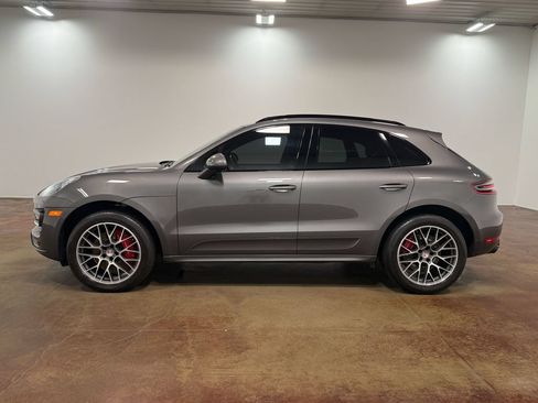 Used 2015 Porsche Macan Turbo AWD/4WD image 27