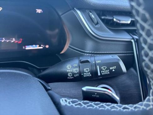 Certified 2025 Jeep Grand Cherokee Limited AWD/4WD image 53