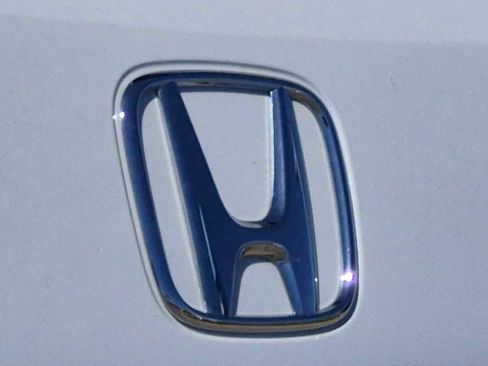 Certified 2023 Honda HR-V LX image 9