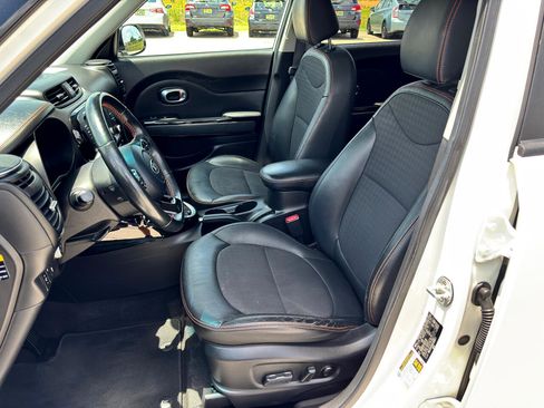 Used 2019 Kia Soul ! w/ Technology Package image 17