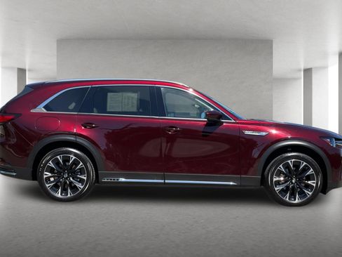 Certified 2024 MAZDA CX-90 Plug-In Hybrid w/ Premium Plus AWD/4WD image 3