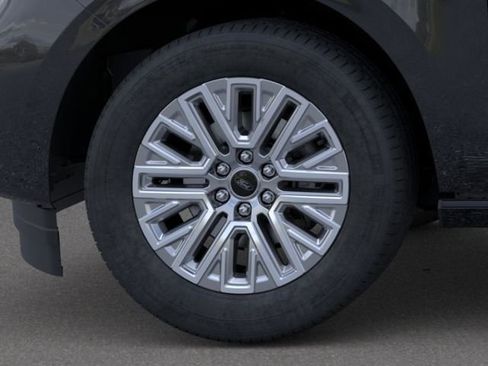New 2026 Ford Expedition Max Platinum AWD/4WD image 19