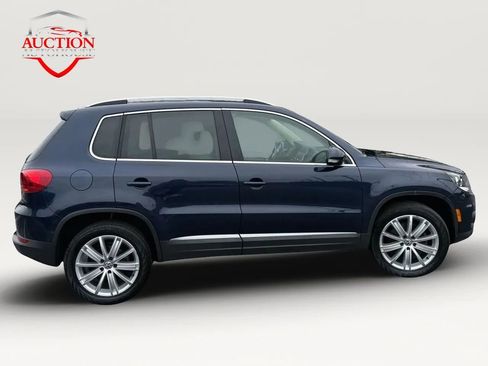 Used 2013 Volkswagen Tiguan SEL image 6