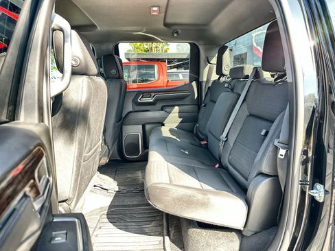 Used 2023 GMC Sierra 1500 Elevation AWD/4WD image 4
