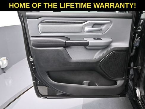 Used 2021 RAM 1500 Big Horn AWD/4WD image 36