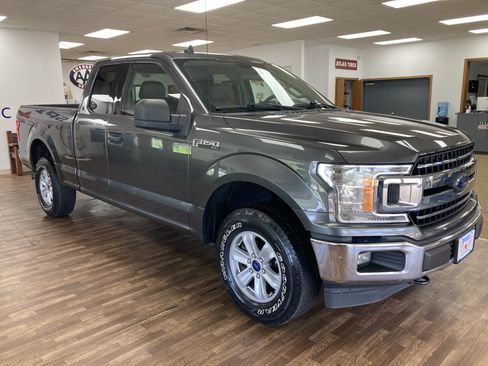 Used 2019 Ford F150 XLT AWD/4WD image 4