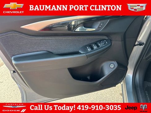 Used 2024 Chevrolet TrailBlazer ACTIV w/ Convenience Package FWD image 11