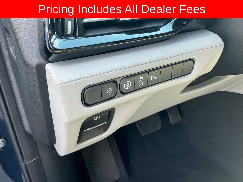 Used 2026 Acura MDX w/ Technology Package AWD/4WD image 11