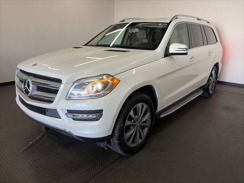 Used 2015 Mercedes-Benz GL 450 4MATIC image 3