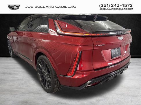 New 2026 Cadillac Lyriq V w/ LPO, Floor Liner Package image 4