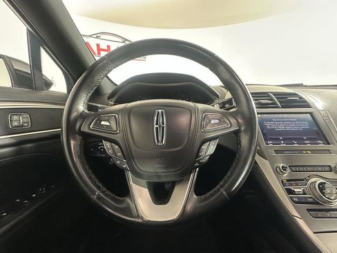 Used 2019 Lincoln MKZ Premiere image 27