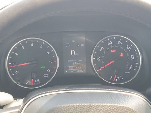 Used 2021 Toyota RAV4 XLE Premium image 36