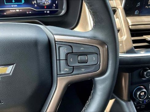 Used 2023 Chevrolet Suburban High Country RWD image 14