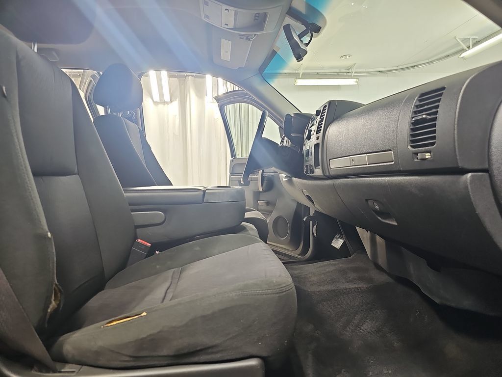 Used 2011 Chevrolet Silverado 1500 LT w/ All-Star Edition RWD image 13