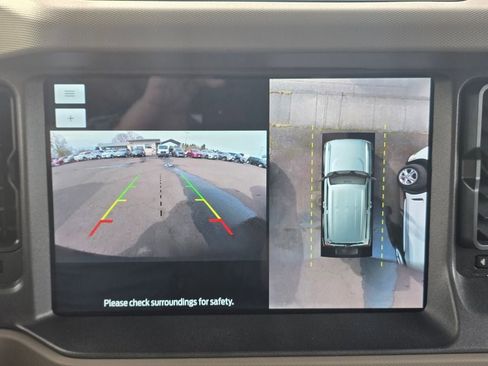 Used 2024 Ford Bronco Wildtrak image 14