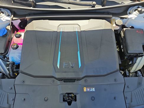 Used 2024 Hyundai Ioniq 5 SEL image 32