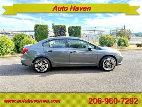 Used 2012 Honda Civic LX image 4