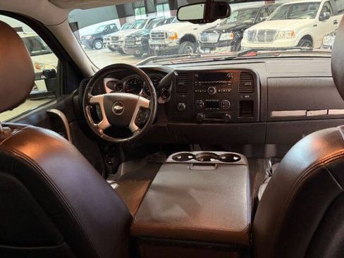 Used 2008 Chevrolet Silverado 1500 LT w/ Power Pack Plus AWD/4WD image 18