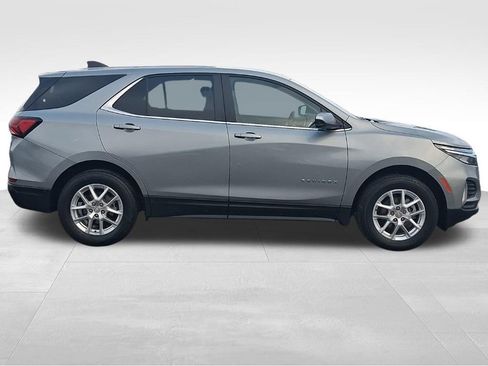 Used 2024 Chevrolet Equinox LT image 5