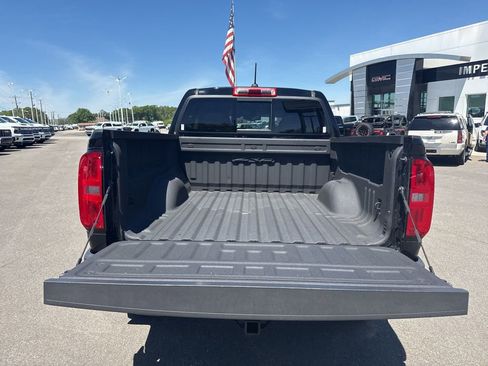 Used 2022 Chevrolet Colorado ZR2 AWD/4WD image 28