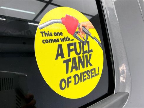 Used 2013 RAM 2500 Tradesman w/ Chrome Appearance Group image 34