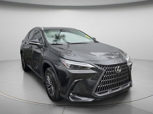 Used 2025 Lexus NX 350h AWD w/ Accessory Package (Z2) image 4