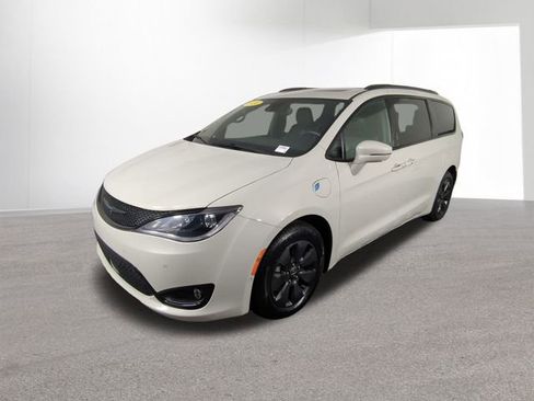 Used 2020 Chrysler Pacifica Limited w/ Advanced Safetytec Group image 1