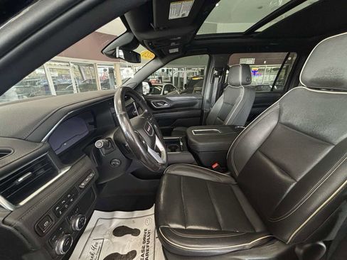 Used 2023 GMC Yukon XL Denali AWD/4WD image 21