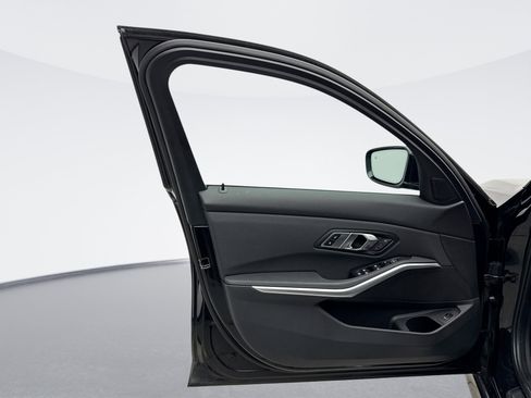 Used 2020 BMW 330i xDrive 330I NAV w/ Driving Assistance Package image 9