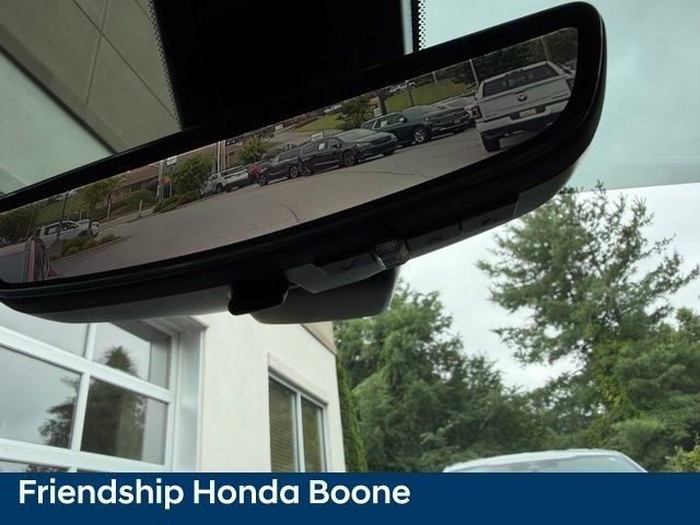 Used 2024 Cadillac XT6 Sport w/ Technology Package AWD/4WD image 42