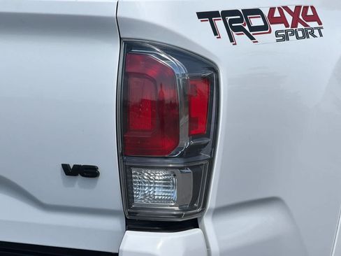 Used 2021 Toyota Tacoma TRD Sport w/ Technology Package AWD/4WD image 26