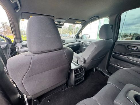 Used 2021 Honda Passport Sport image 17