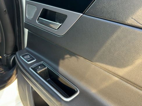 Used 2016 Jaguar XF R-Sport image 49