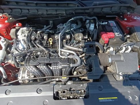 Used 2024 Nissan Altima 2.5 SR w/ SR Premium Package FWD image 34