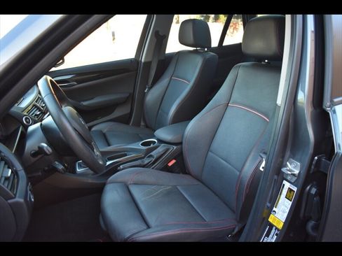 Used 2015 BMW X1 sDrive28i image 14