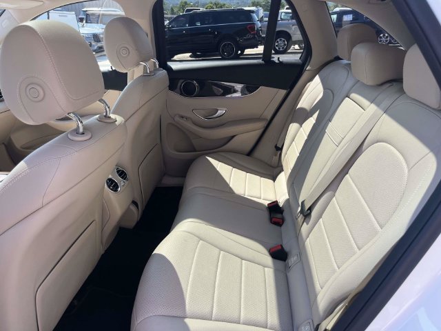 Used 2022 Mercedes-Benz GLC 300 image 13