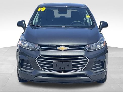Used 2019 Chevrolet Trax LS FWD image 9