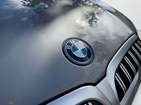 Used 2023 BMW 330e w/ M Sport Package RWD image 27