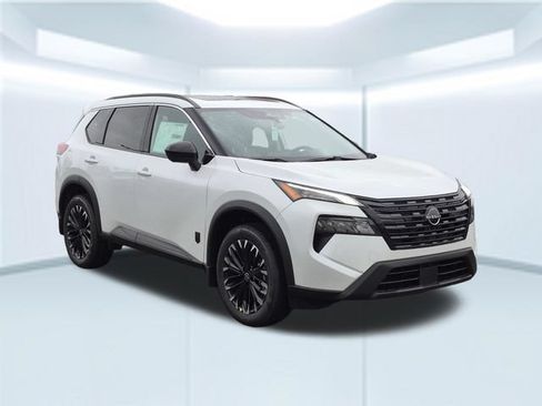 Used 2026 Nissan Rogue Dark Armor FWD image 8