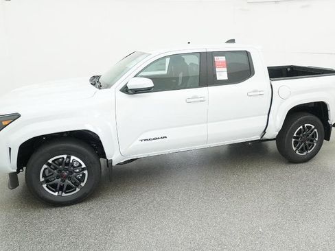 New 2026 Toyota Tacoma TRD Sport RWD image 5