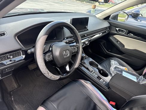 Used 2022 Honda Civic EX image 9